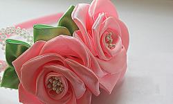 Нежная, необыкновенная двухцветная и роскошная цветущая розы из атласных лент!