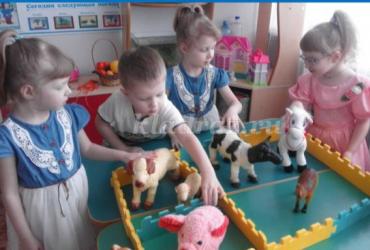 Тематическое развлечение в детском саду «В мире животных»